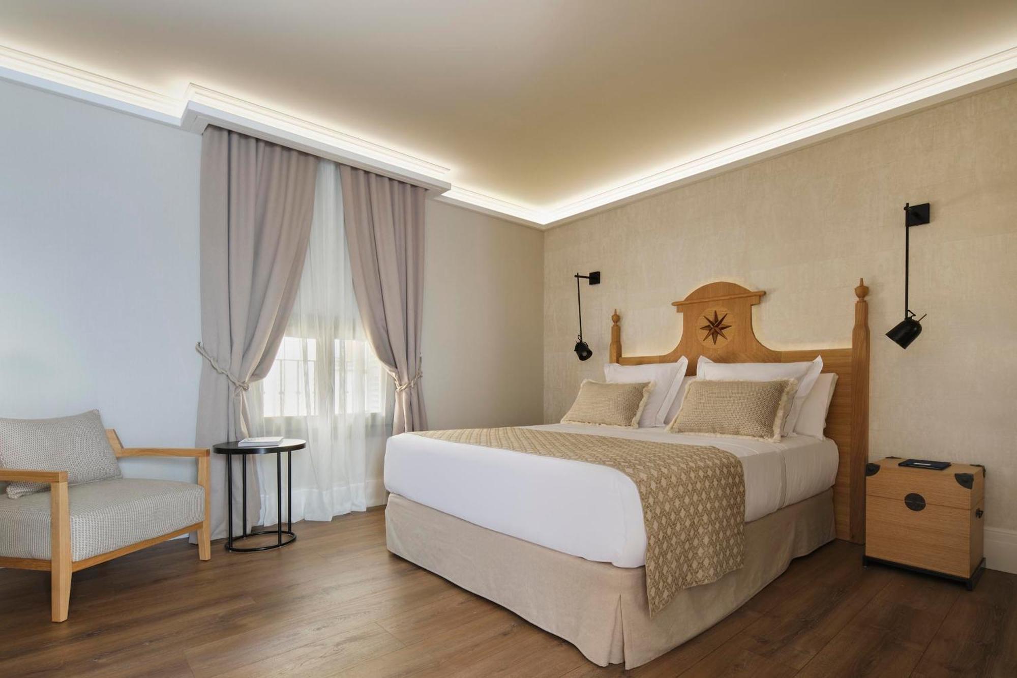 Hotel Antigua Palma - Casa Noble Palma de Maiorca Exterior foto A bedroom at the hotel